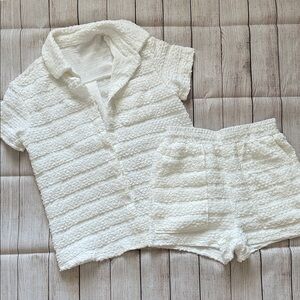 Women's White Textured Flowy Stripes Set
